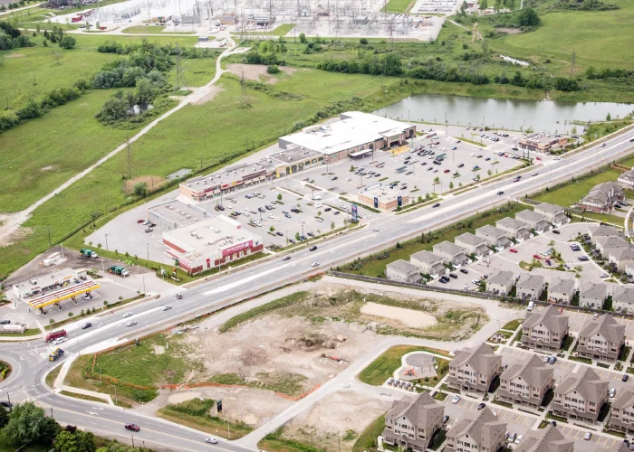 Highland Marketplace, Kitchener – aerial view of the plaza and surrounding subdivision