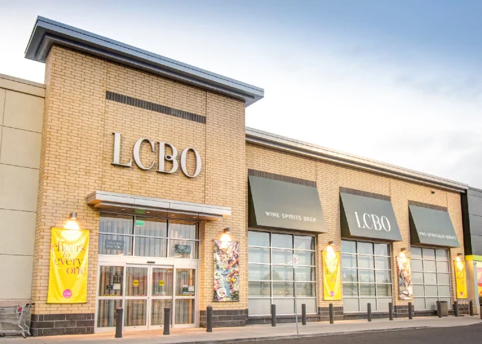 Westwood Square, Mississauga – LCBO storefront with brick facade