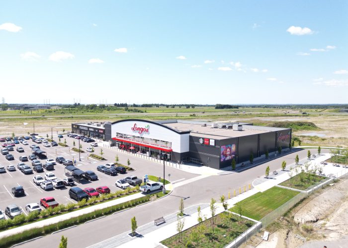 Brooklin Boroughs Phase I, Brooklin – aerial view of the Longo's storefront and full parking lot