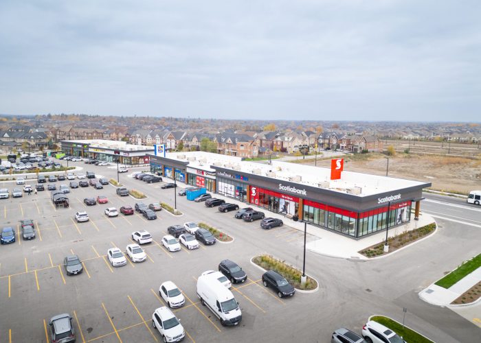 New Kleinburg Marketplace, Kleinburg – elevated view of the plaza parking lot with the Scotiabank pad