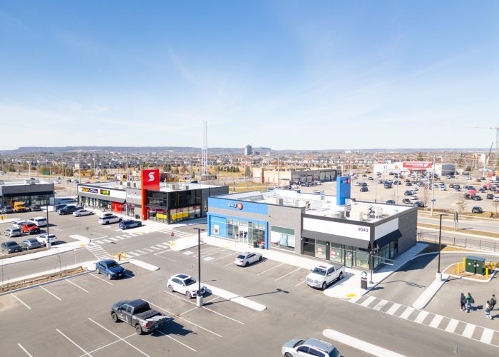 Mazmik Marketplace, Milton – elevated view of plaza pad buildings with Scotiabank and BMO